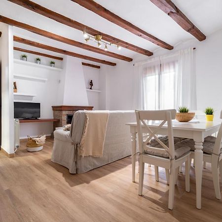 La Casa Del Escudo Apartment Rubielos De Mora Bagian luar foto