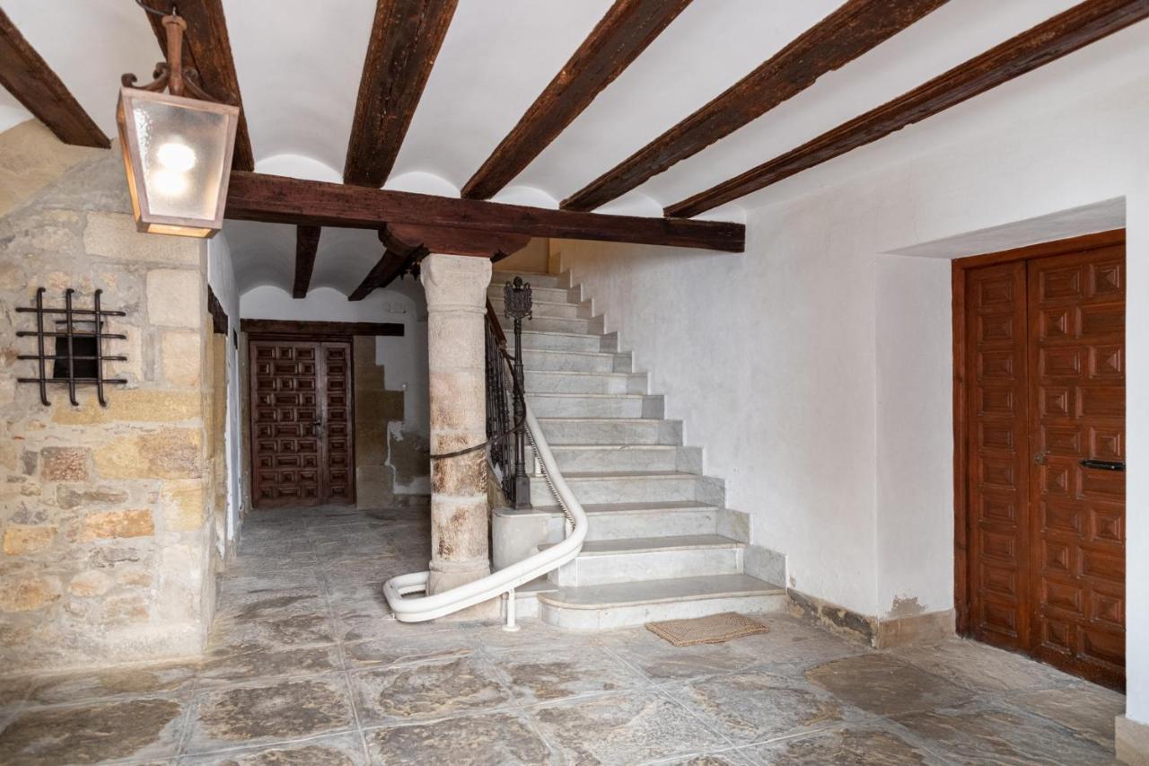 La Casa Del Escudo Apartment Rubielos De Mora Bagian luar foto