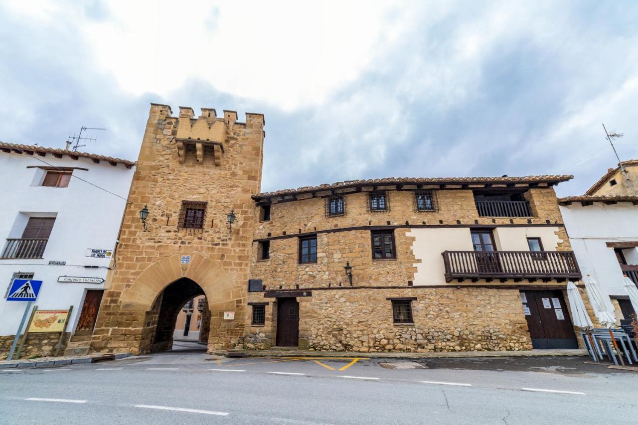 La Casa Del Escudo Apartment Rubielos De Mora Bagian luar foto