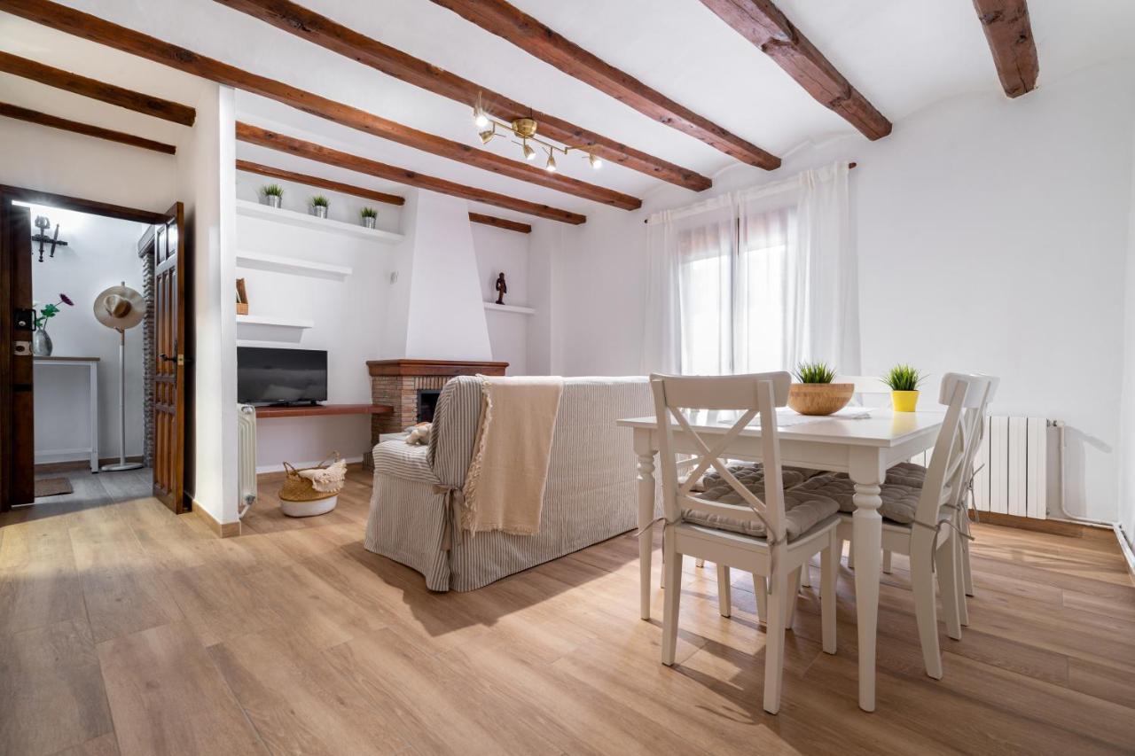 La Casa Del Escudo Apartment Rubielos De Mora Bagian luar foto